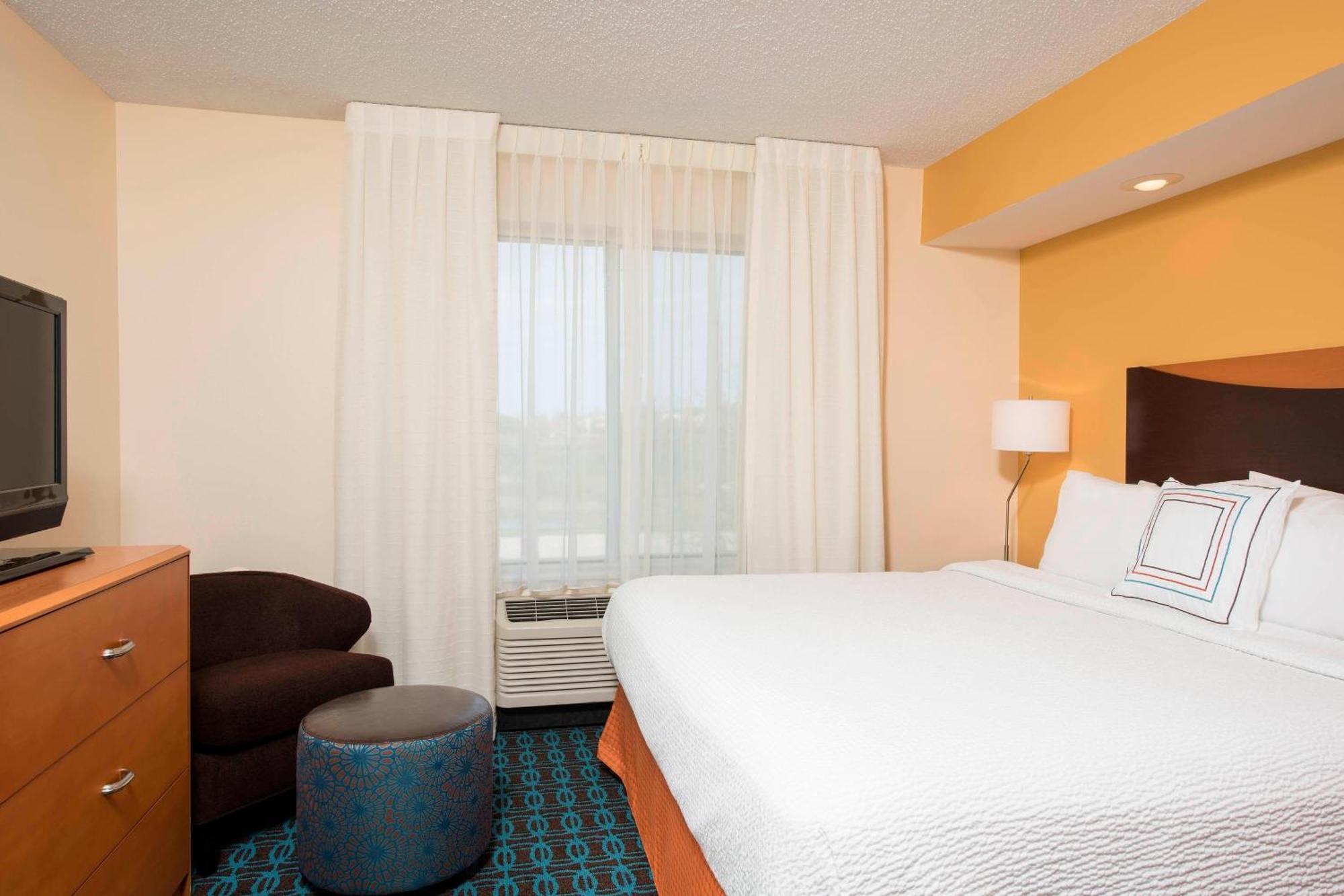 Fairfield Inn & Suites By Marriott Bloomington Bagian luar foto