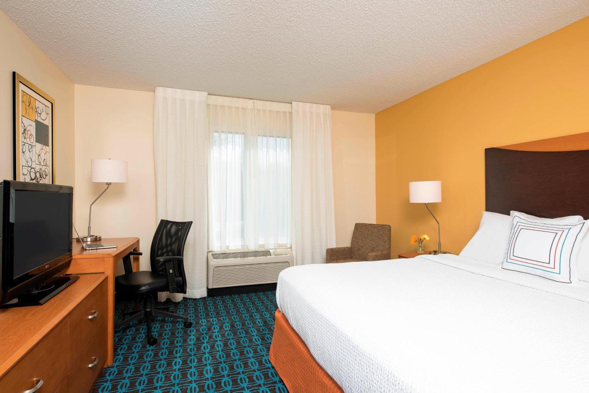 Fairfield Inn & Suites By Marriott Bloomington Bagian luar foto