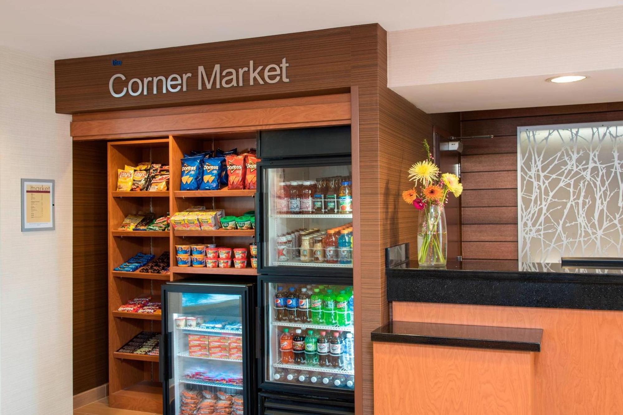 Fairfield Inn & Suites By Marriott Bloomington Bagian luar foto